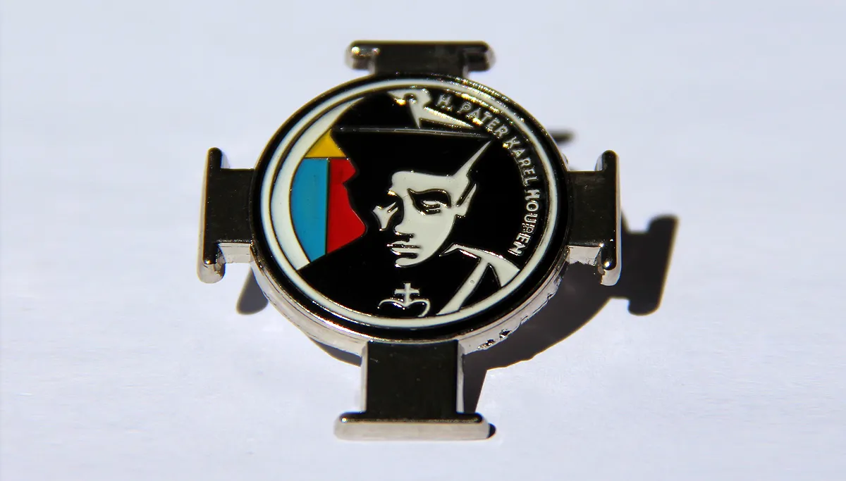 insigne pater karel 002