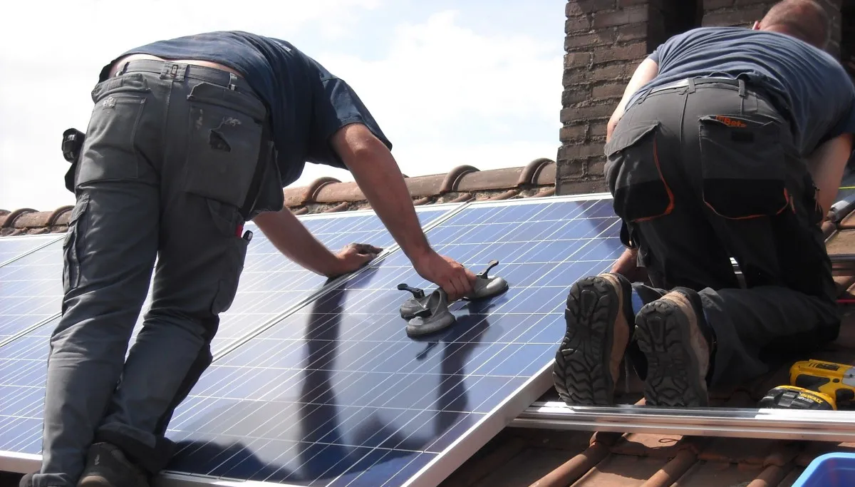 installatie van zonnepanelen