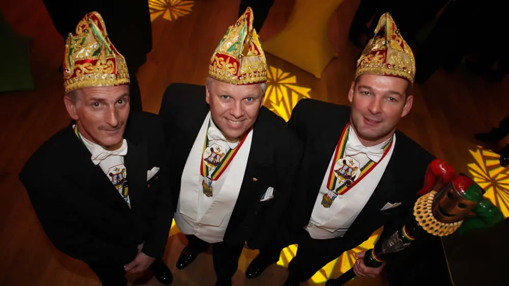 itj8t8xoxfj6l19xcb43254uq z jubilarissen 2013 td