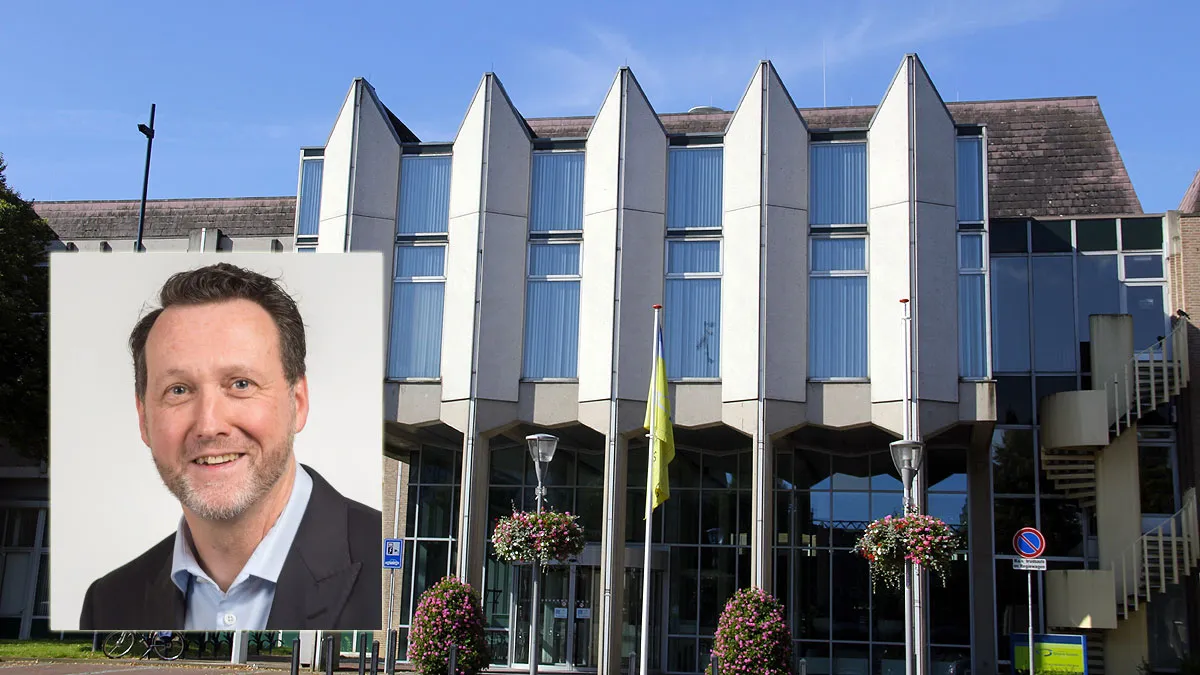 ivo tillie en buitenkant raadszaal