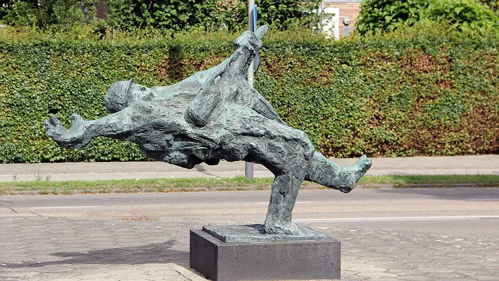 jf7umo23ibebav53j5lha91yb mariniersmonument02 16 9