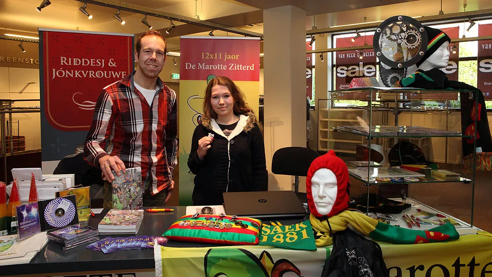 jr2lyrztz0wlaqgunye3nv388 z marottewinkel ton