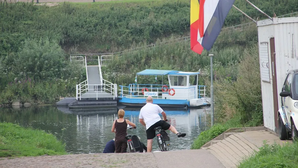 jtlvufdl5vff427pxm58rlhbc voetveerbeeg12 klein 16 9