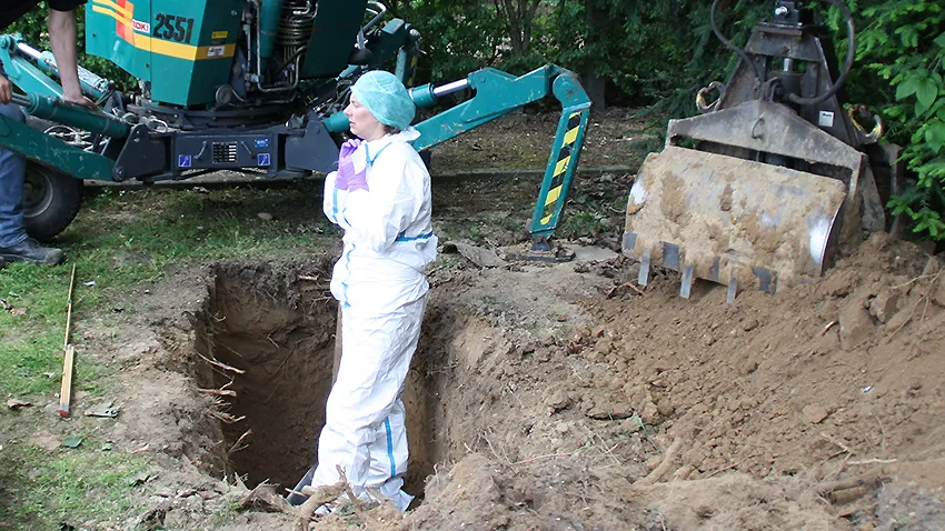 k129ftl0llr66v5s08zknksv0 exhumatie nn dna onderzoek 1 vmn fotografie