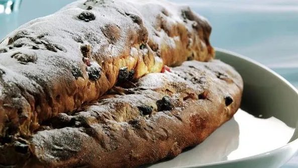 k84i53imzgs9b2ms6tcx44ok4 amandelstol kerstbrood twitter