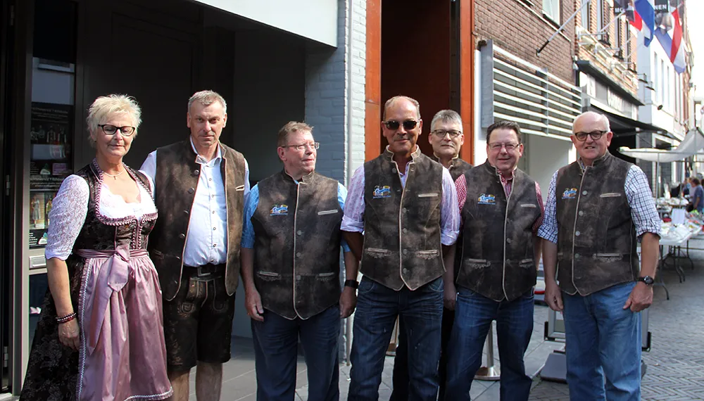 kallebeske dhr en mevr smeets en bestuur