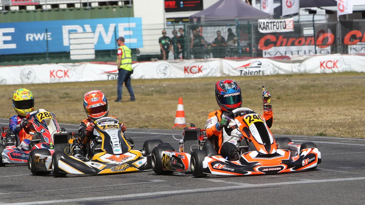 kasper schormans wint in kerpen e90b9604