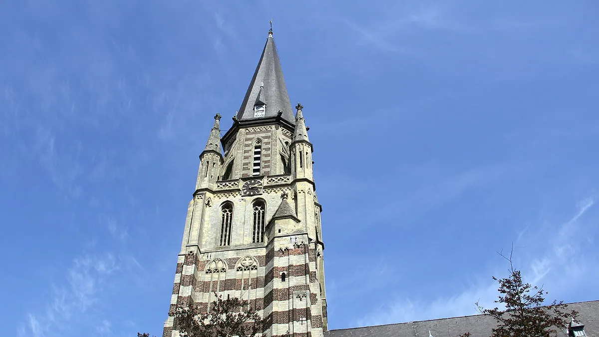 kerktoren grote kerk sint petruskerk sittard