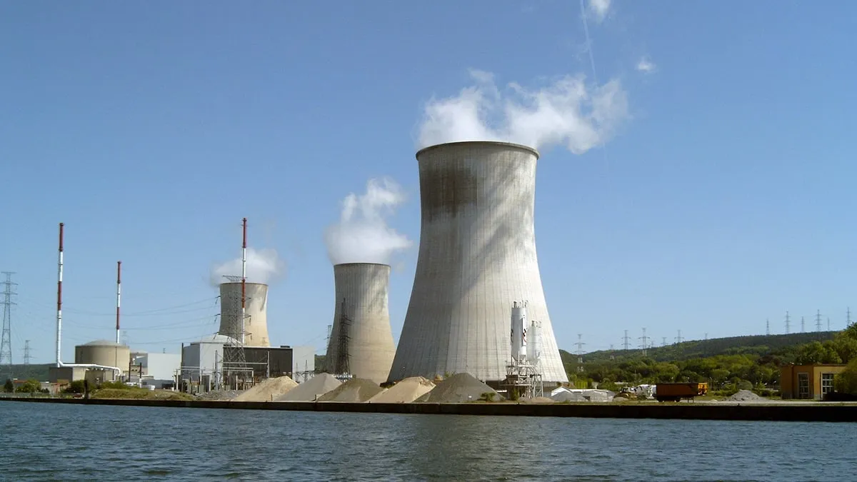 kerncentrale van tihange michielverbeek cc by sa 30