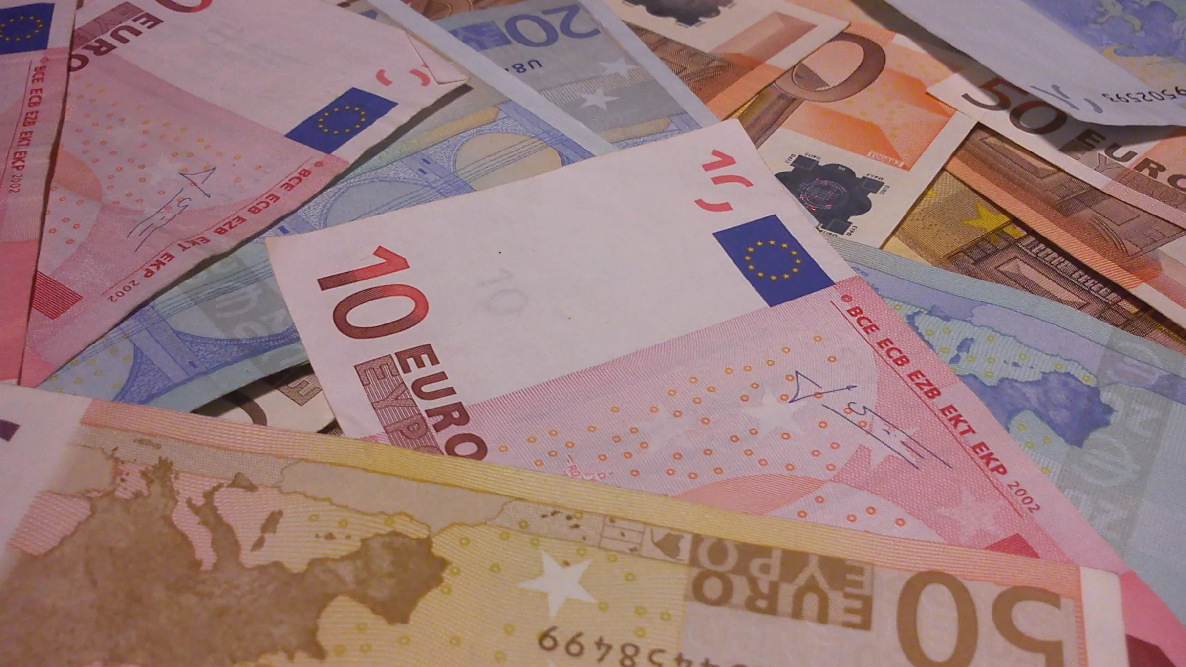 khs4lqj2p967y31ixgmgj2sjt geldeuroeconomie