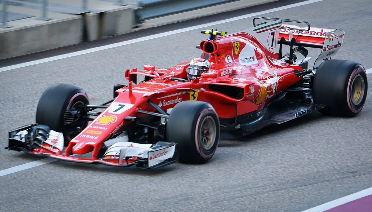 kimi raikkonen in ferrari 2017