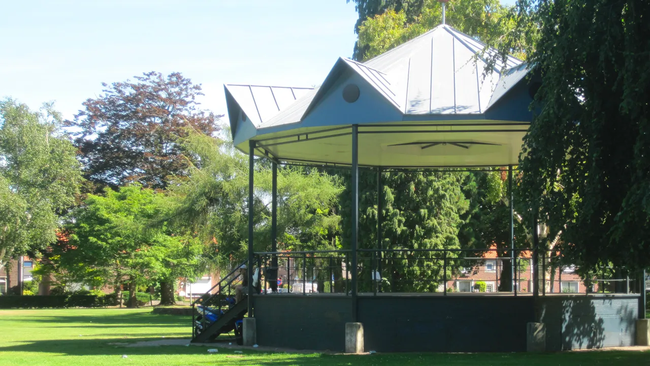 kiosk burgemeester damenpark geleen