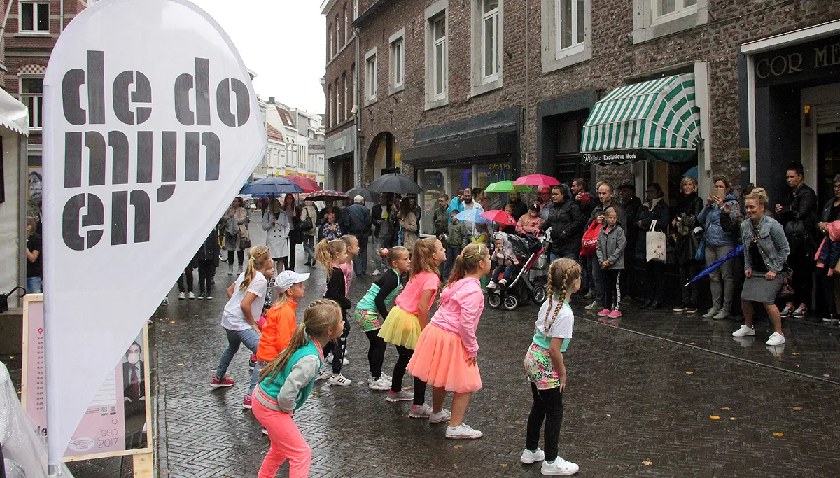 kom bij ons op de bank 2017 11