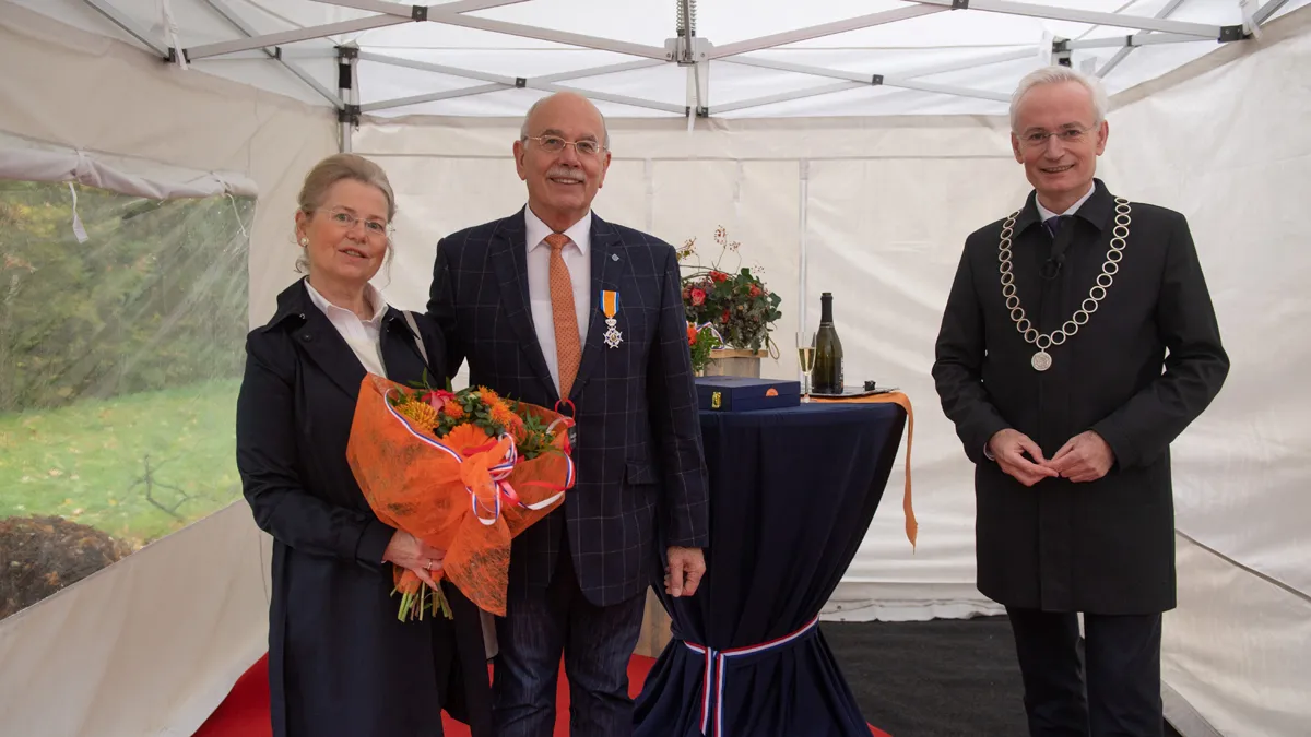 koninklijke onderscheiding burgemeester herbert korsten 102920dsc 8568