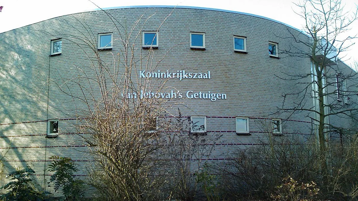 koninkrijkszaal jehovas getuigen