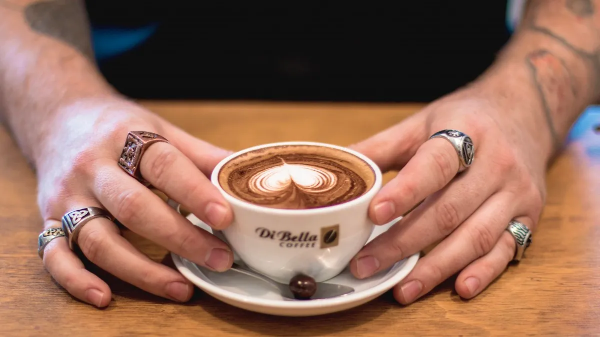 kop koffie tegen eenzaamheid