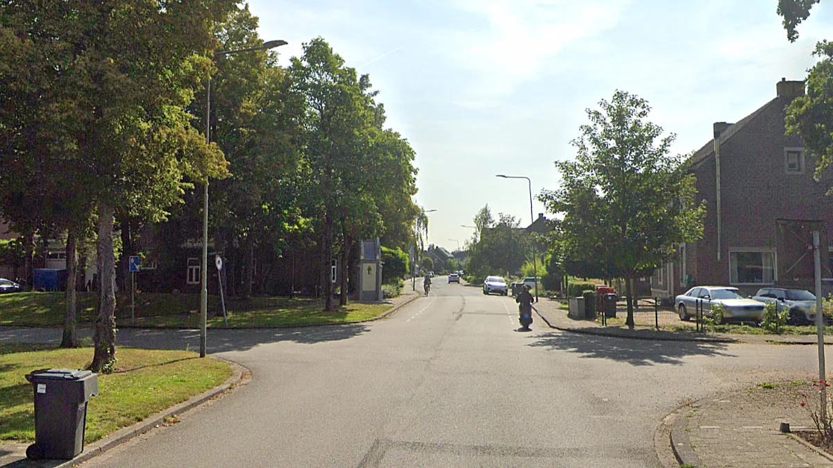 kruising houtstraat rozenlaan beneluxlaan grevenbicht