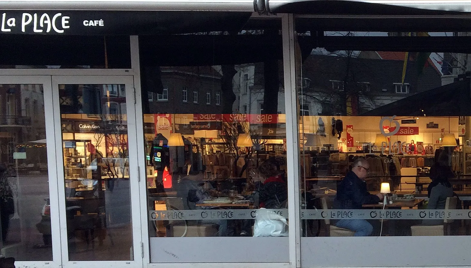 la place vend vanaf markt