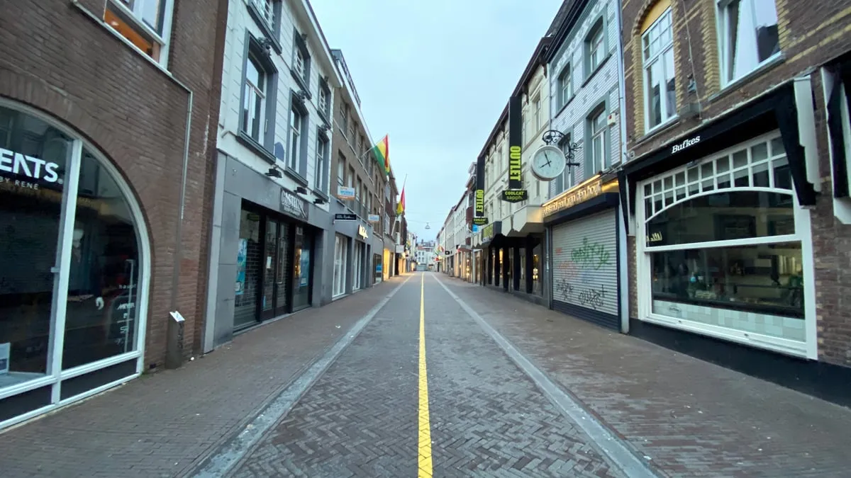 lege winkelstraat in sittard