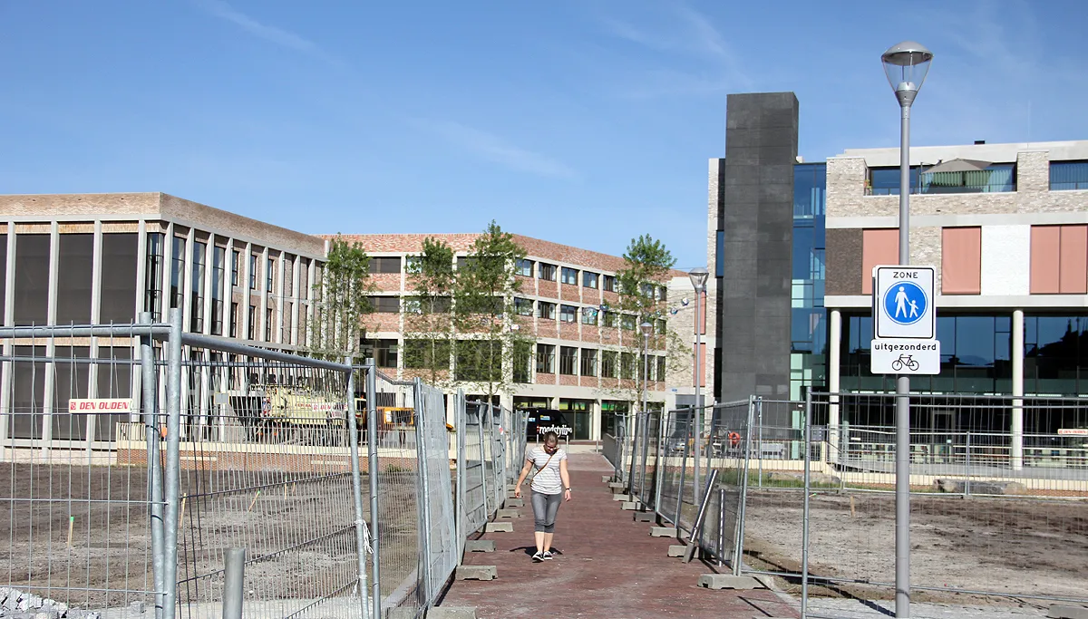 ligne bereikbaar via thur laudystraat