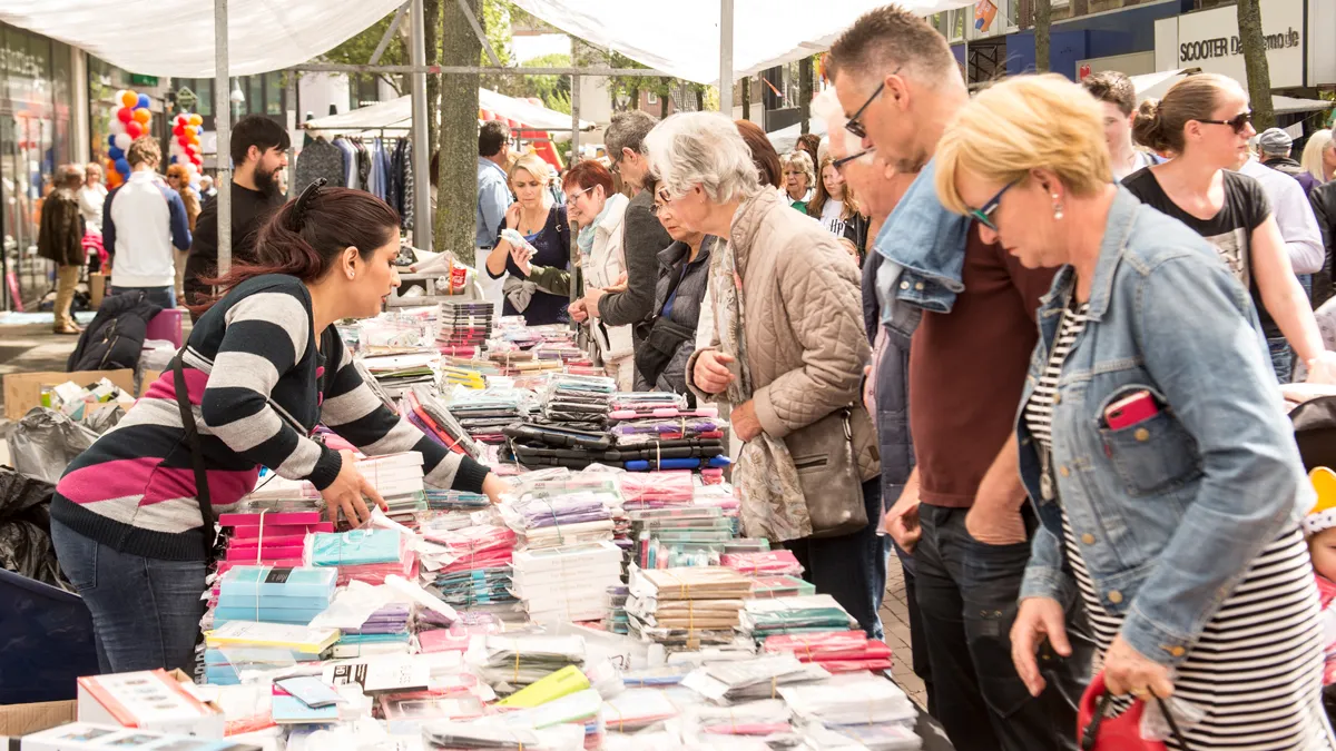 liwifoto 180427 150 markt geleen