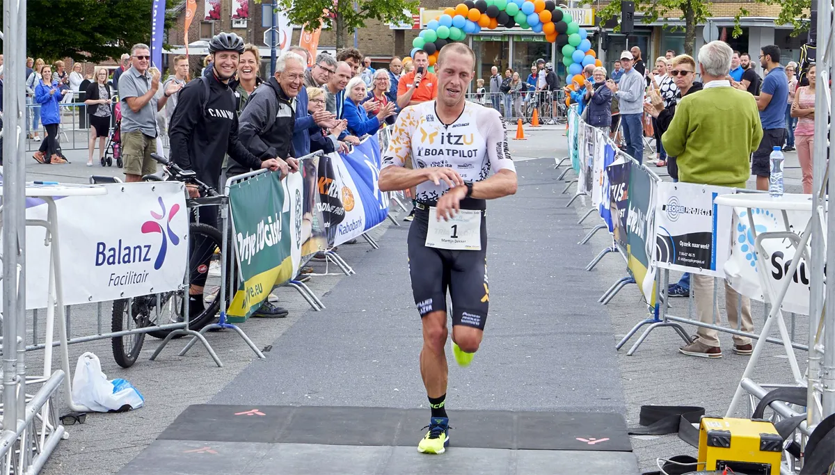 martijn dekker wint triathlon stein 2018