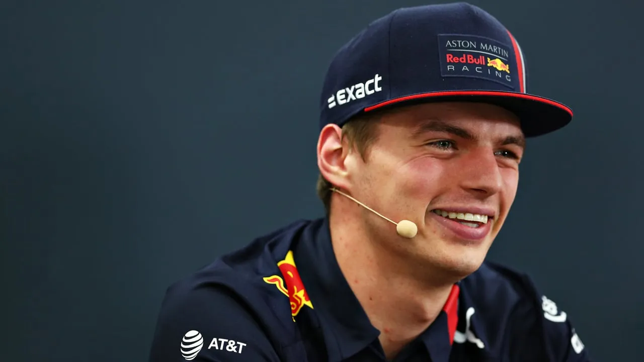 max verstappen tijdens persconferentie in japan ap 21tz6mb7n1w11 news