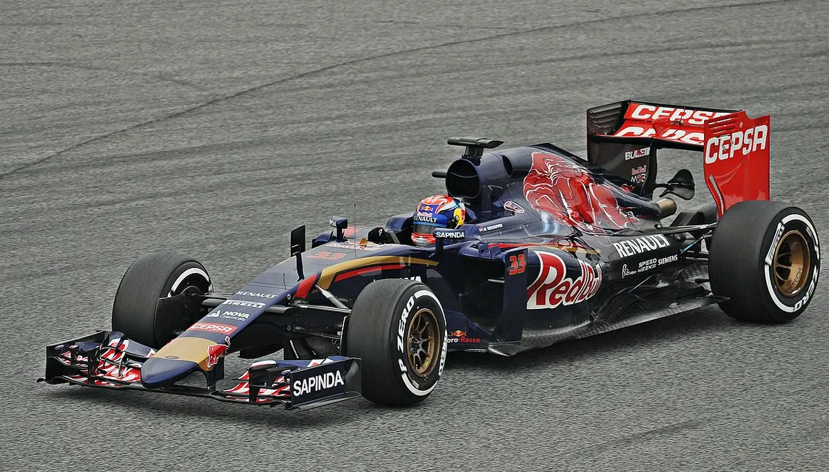 max verstappen toro rosso