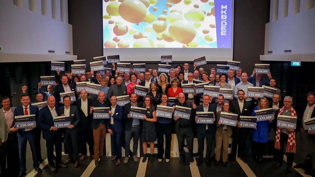 mkb idee uitreiking groepsfoto