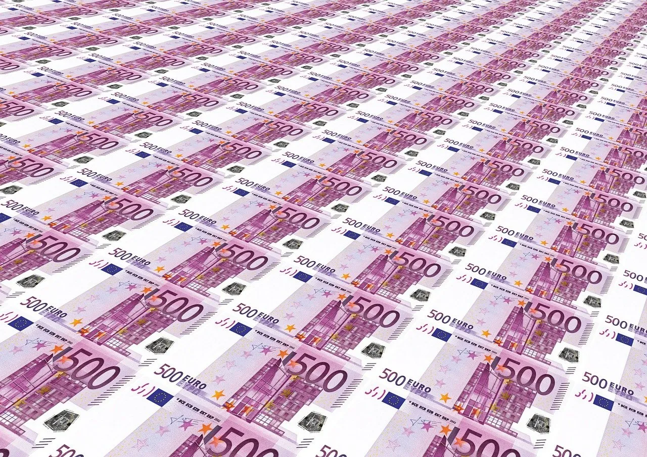 money glut 432688 1280 euro 500 cc0 public domain pixabay