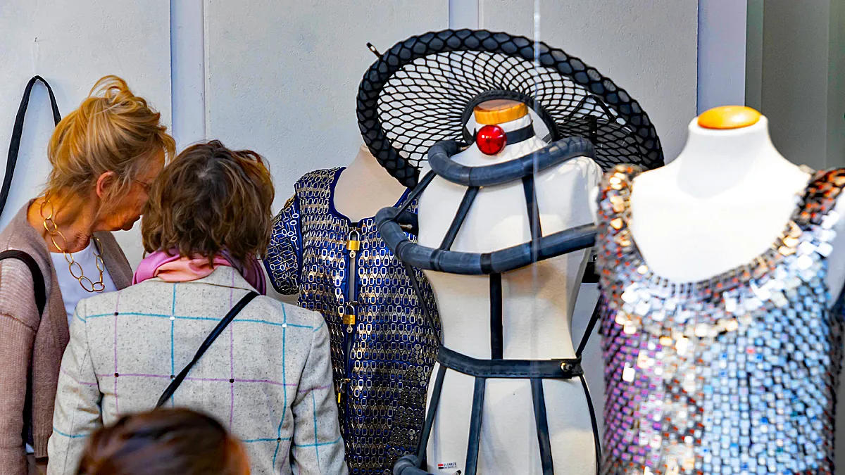 museum van de vrouw tentoonstelling nders kijken