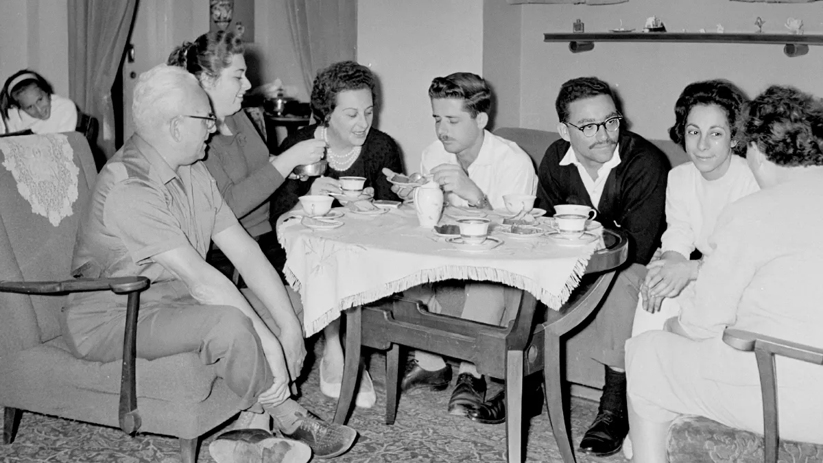 mvdv tentoonstelling opznzondags beeld nationaalarchiefjpg