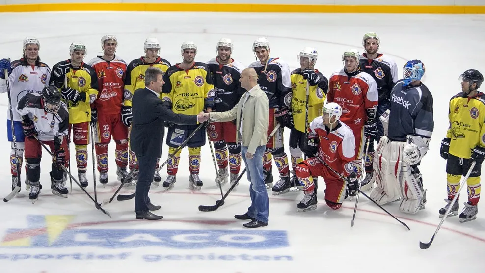 mxauzv0cwoyrqvtxd9xbopk68 laco nieuwe shirtsponsor eaters