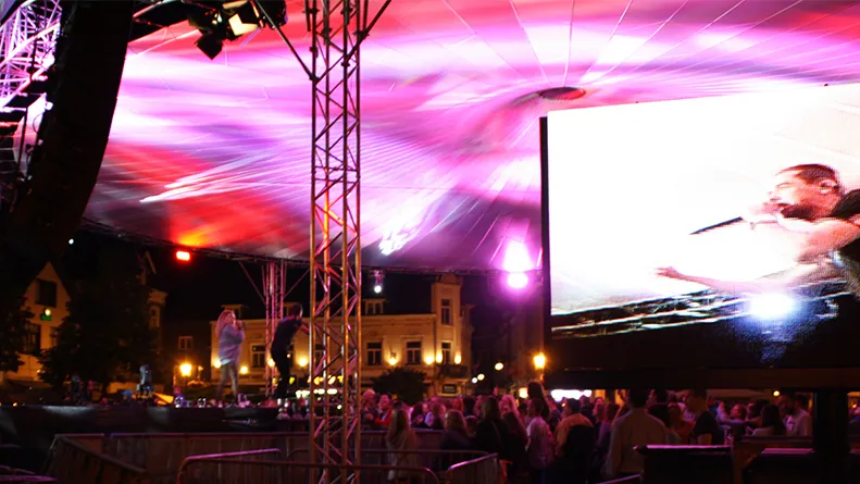 n1iaphh9ofnfyut11tn5uff2g 3fm on tour markt sittard waageboewesj sjteivig arjan krijntjes