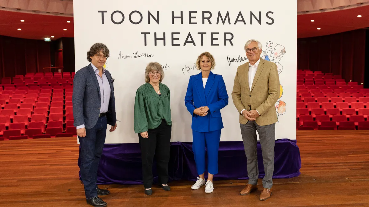 naamswijziging toon hermans theater foto rob nijpels jpg