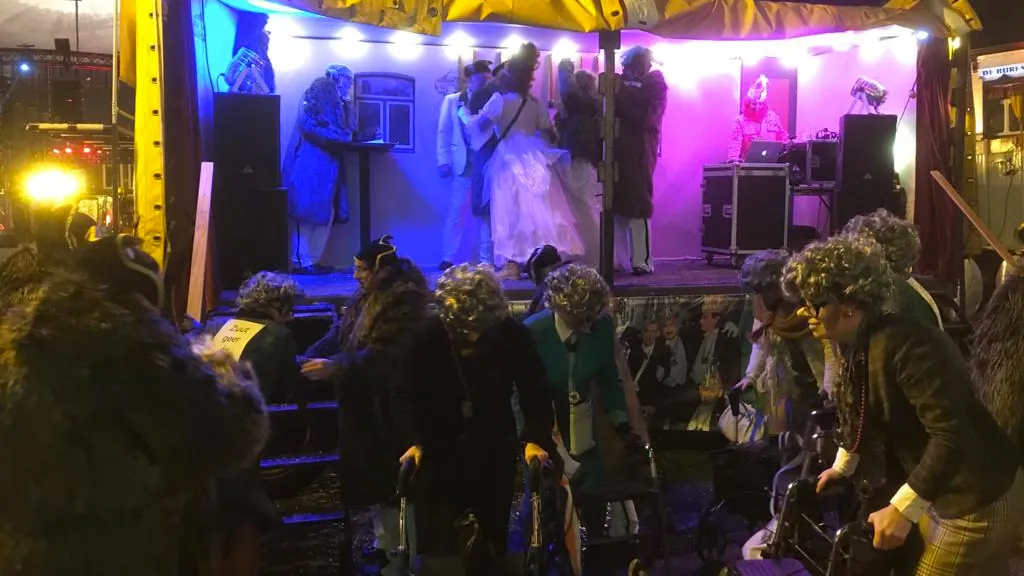 nach van t awt wief 2020