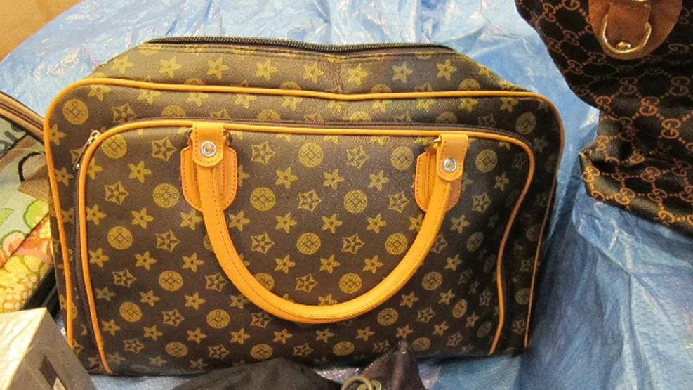 namaak louis vuitton tas foto home office cc by 20