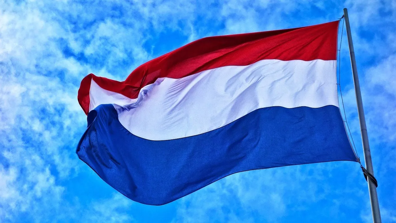 nederlandse vlag cc0 via pixabay mabel amber