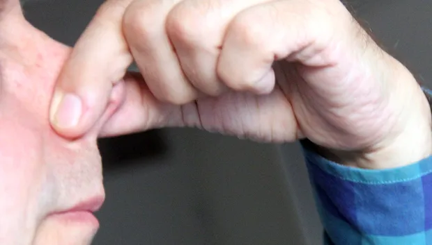 neus dicht tegen stank