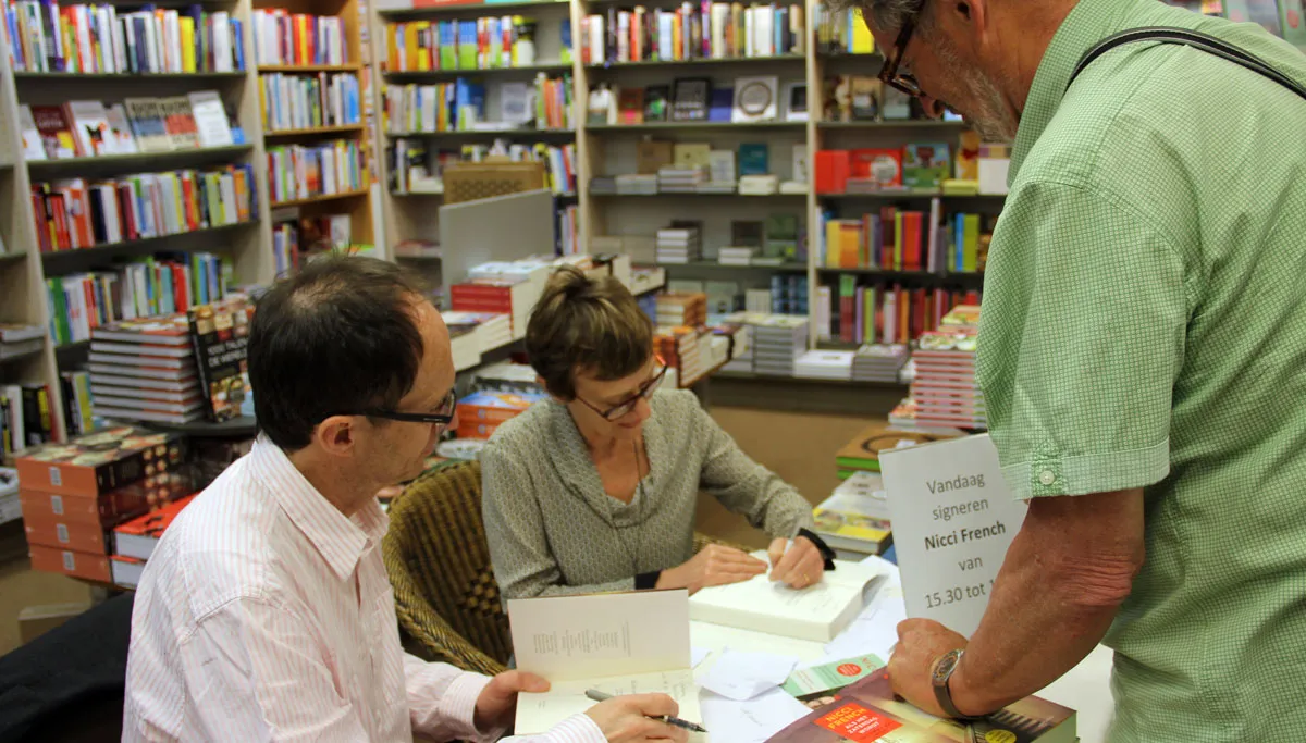nicci french signeren bij krings