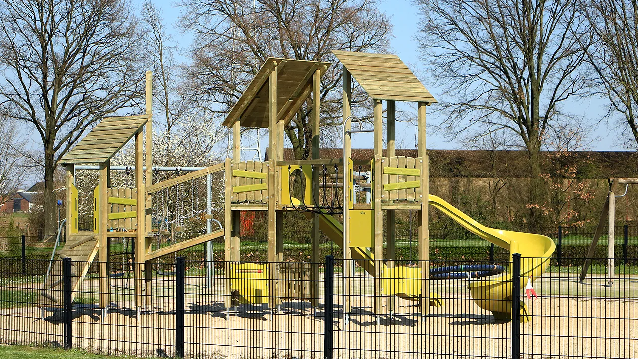 nieuw speeltoestel t ruiberke obbicht