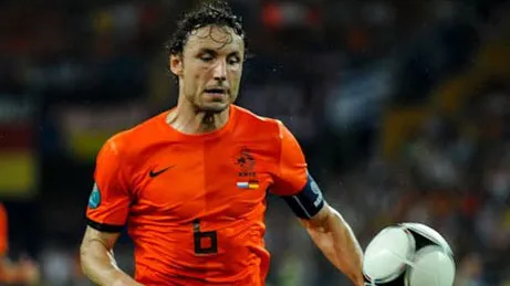 nv2cexur1u7wspps6uy3ugvnf mark van bommel 2