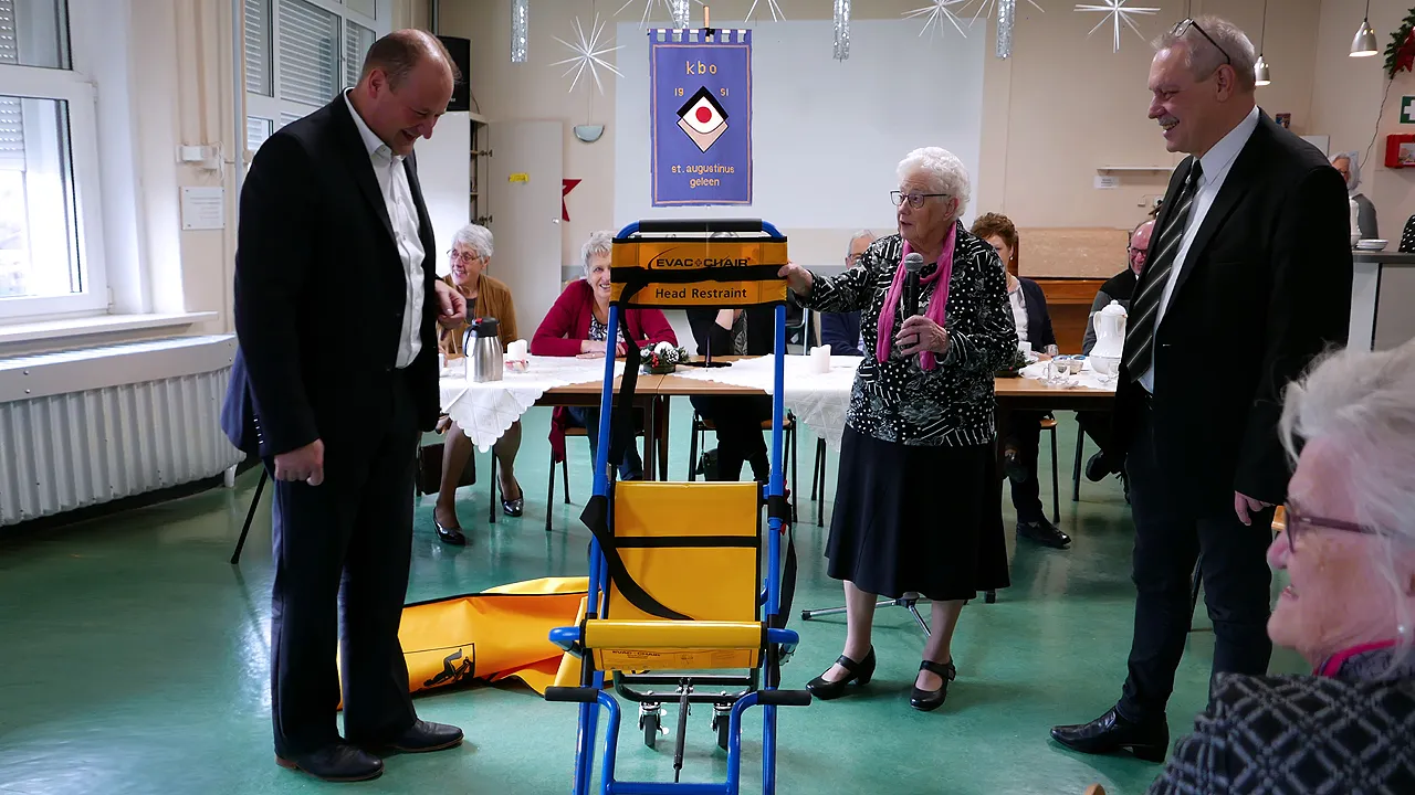 officiele ingebruikname toegankelijkheidsmaatregelen trefcentrum molenstraat geleen