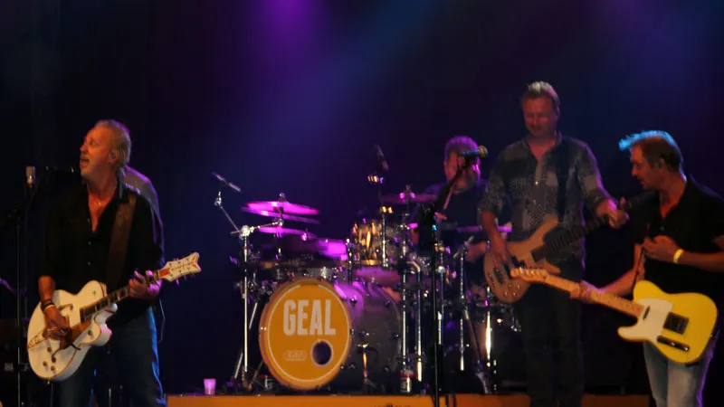 oo40k7ruij6brep2lgelb3c03 rowwen heze