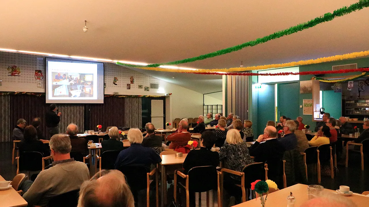 oos zittesj hoes bijeenkomst toonstuin maart 2020