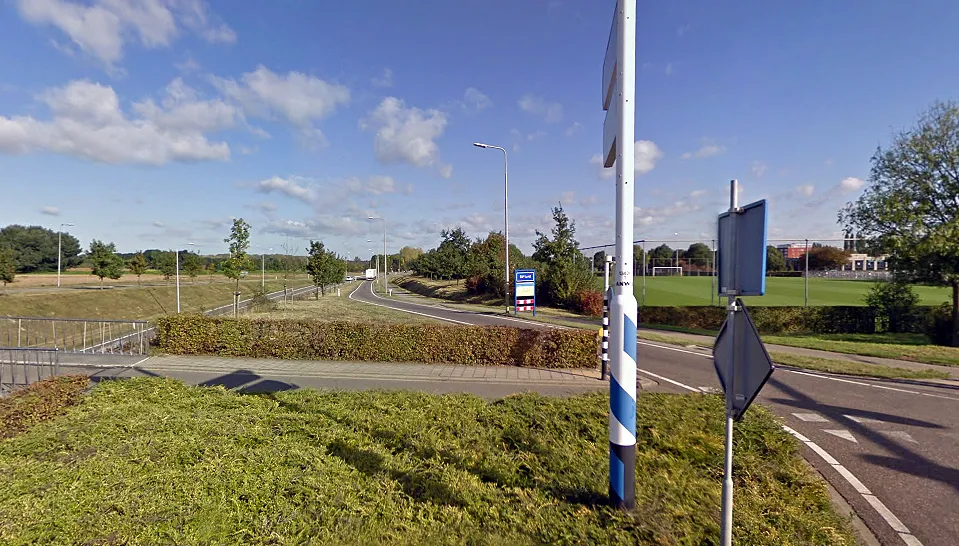 op en afritten n276 bij limbricht