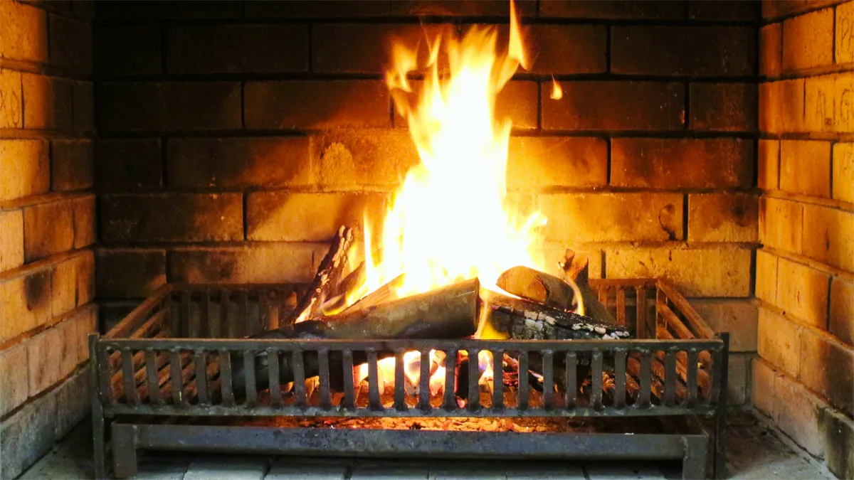 open haard houtrook hout stoken