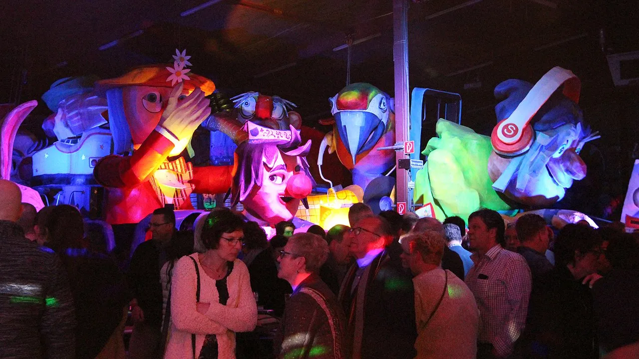 optochhal film en napraatavond1