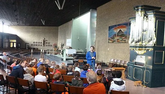 orgel kerk vrangendael foto kind en orgel 2