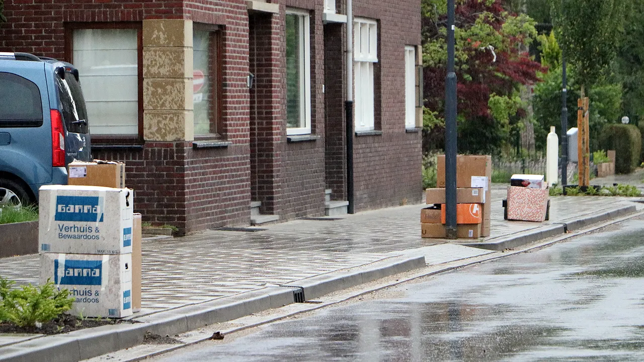 oud papier geldersestraat overhoven